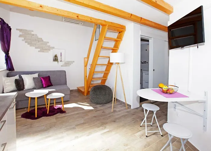 Holiday Home Nina