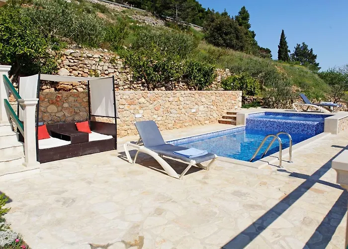 Holiday Home Nina
